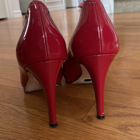 Cole Haan size 9 - Picture 9 of 10